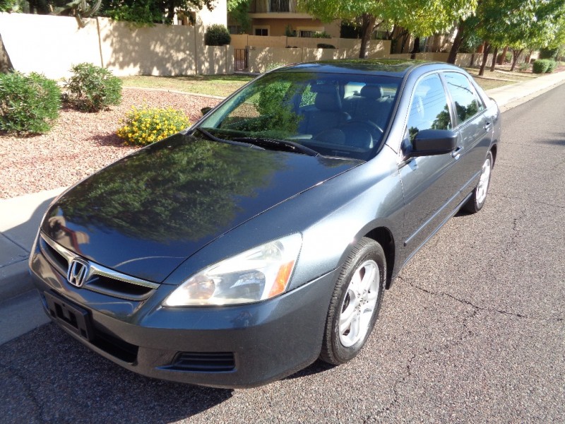 ** 2007 Honda Accord EXL * Navigation * Leather, Moonroof * 1-Owner * Immaculate **