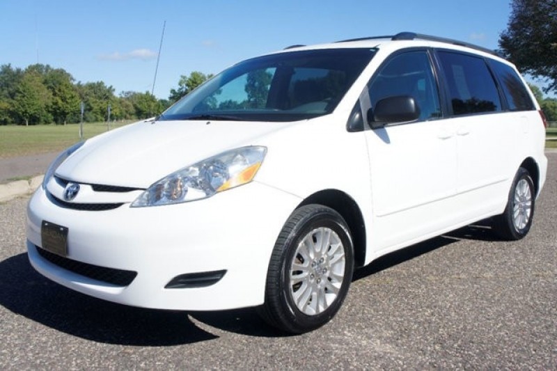 2008 Toyota Sienna LE AWD ONE OWNER