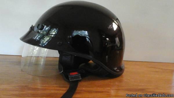 Harley Davidson Helmet with Shield Size Medium - $55
