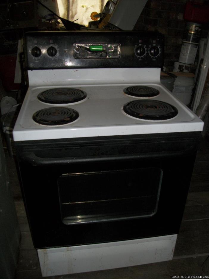 Electric Stove and Oven works great $100, 0