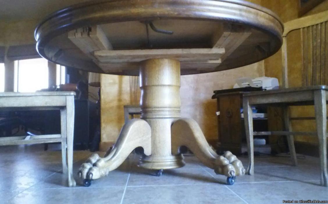 Solid oak table with claw feet, 0