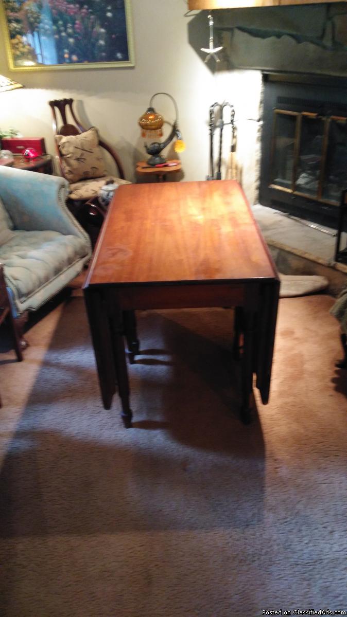 Maplewood Dining Table, 0