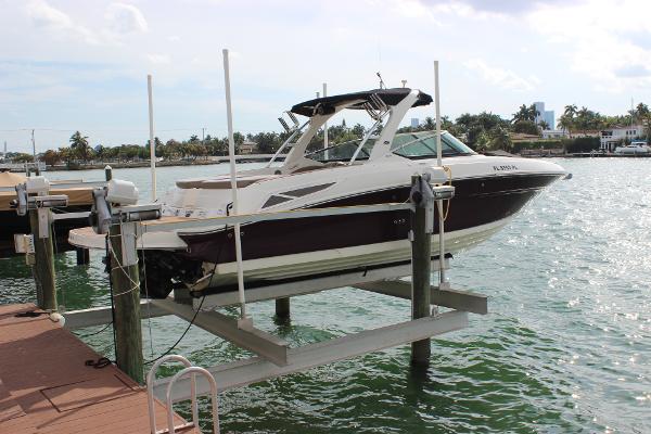 2012 Sea Ray 300 SLX