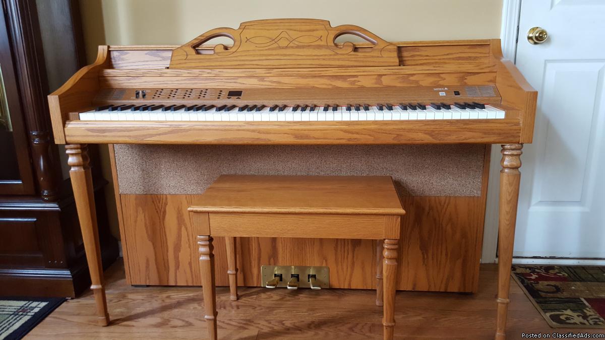 Samick Digital Piano with bench