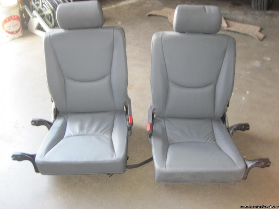 Mercedes Benz ML, 3rd Row Rear Jump Seats, Gray Leather as new, 0