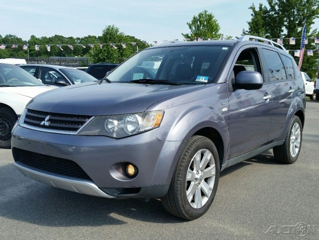 2008 Mitsubishi Outlander XLS