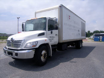 2008 Hino J08ejn  Box Truck - Straight Truck