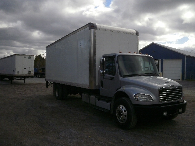 2013 Freightliner Business Class M2 106  Box Truck - Straight Truck
