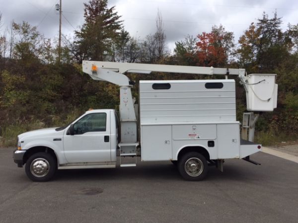 2004 Versalift Tel29n  Bucket Truck - Boom Truck