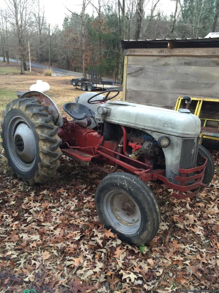 Tractor  1949 Ford 8N, 1