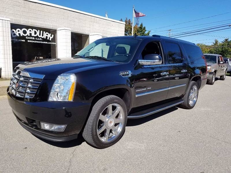 2013 Cadillac Escalade ESV Luxury AWD 4dr SUV