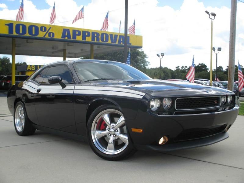 2012 Dodge Challenger R/T Classic 2dr Coupe