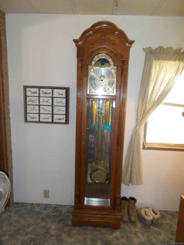 Howard Miller Clock