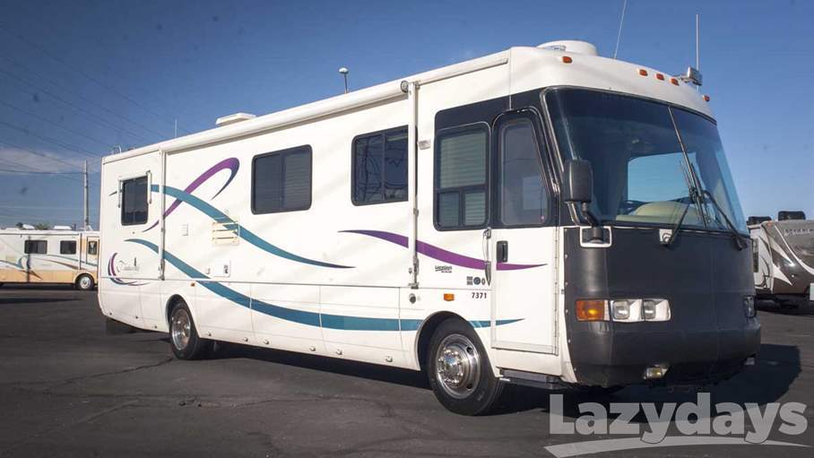 National Rv Tradewinds 7371