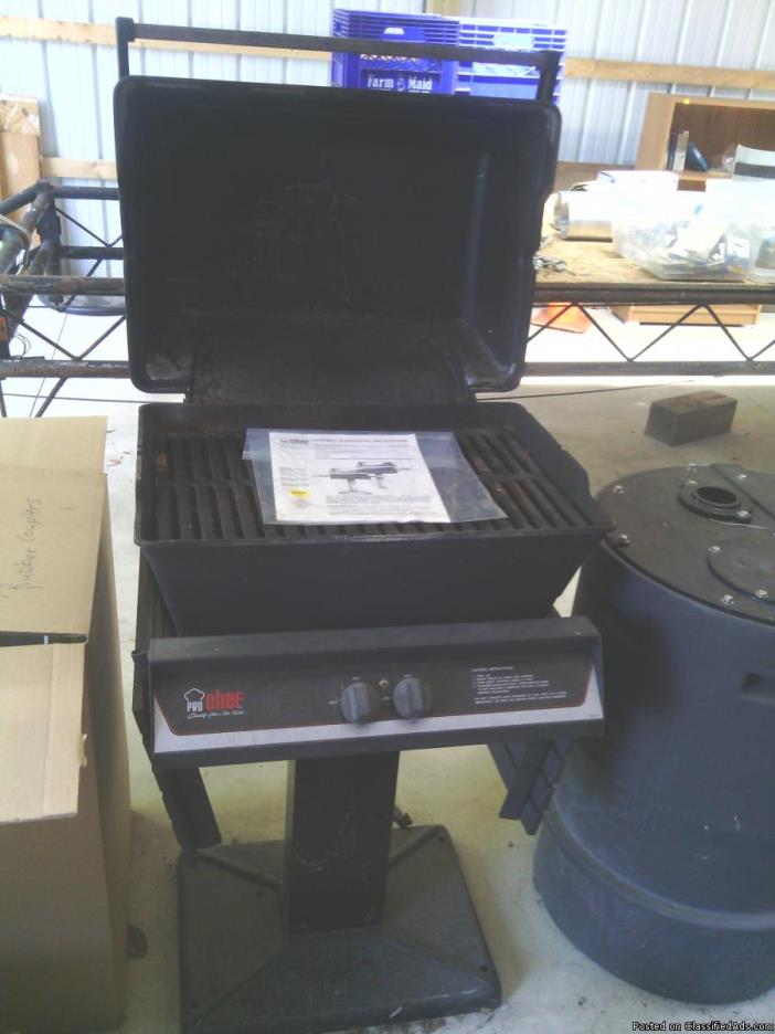 Pro Chef Natural Gas Grill, 1
