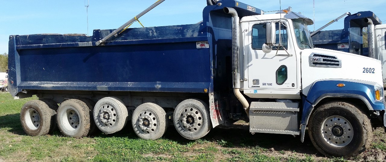 2016 Western Star 4700  Dump Truck