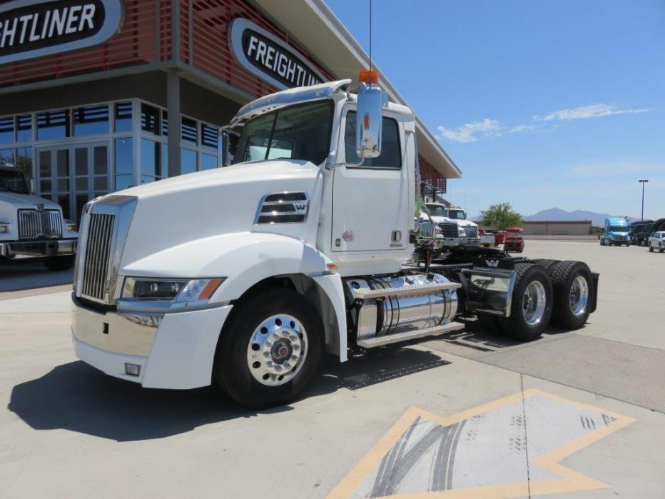 2016 Western Star 5700xe  Conventional - Day Cab