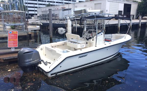 2014 Pursuit 230