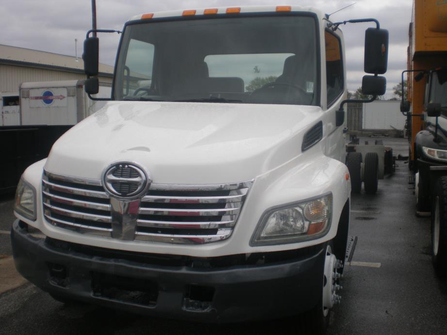 2008 Hino 258lp  Cab Chassis