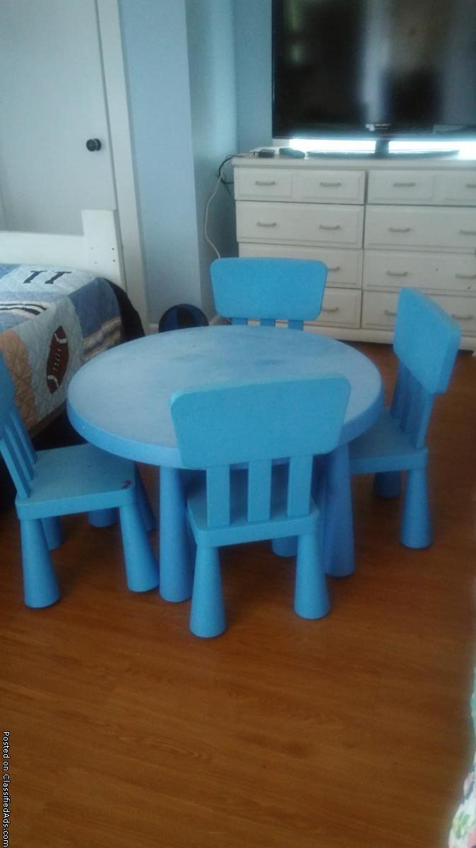 KIDS IKEA TABLE AND CHAIR SET, 0