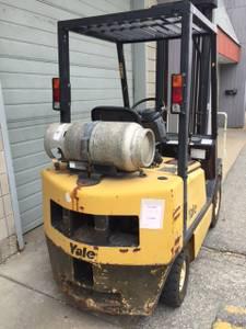 Yale Forklift, 4K, Propane/Gas, Very low hours, 1