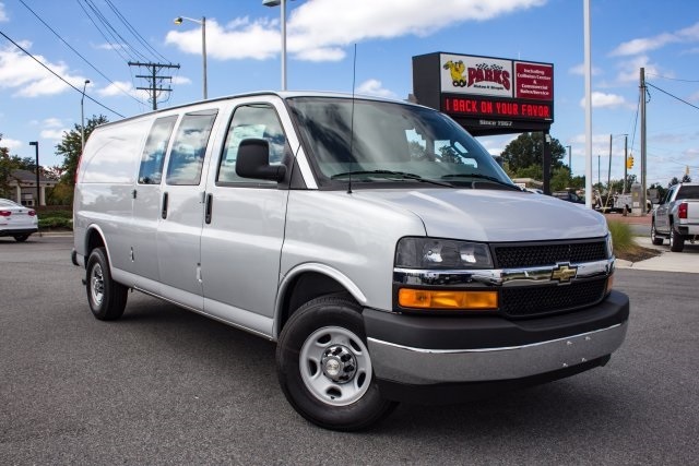 2017 Chevrolet Express 2500  Cargo Van