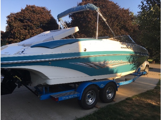 2008 Rinker 246 Captiva Bowrider