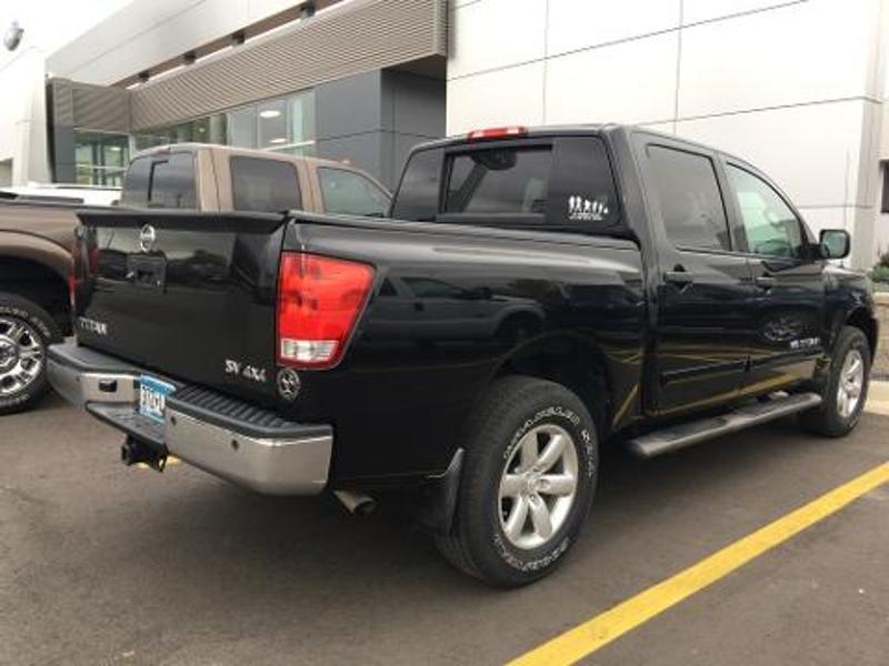 2014 Nissan Titan SV