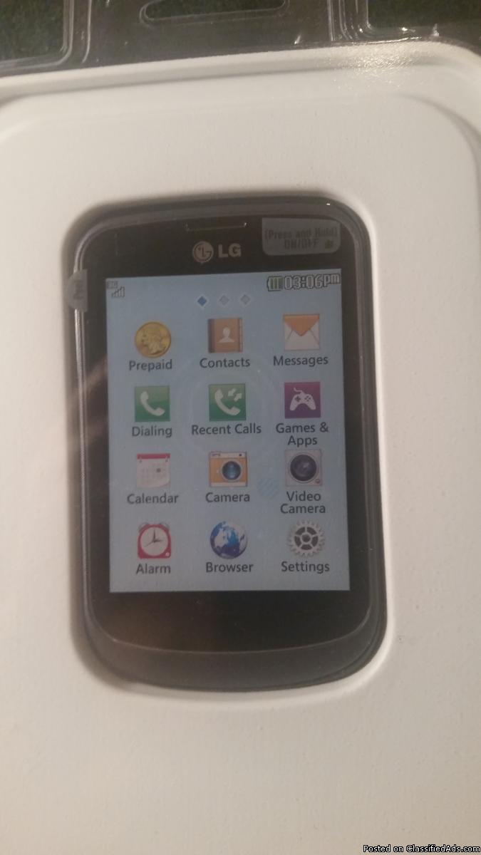 LG 306G Touchscreen Phone, 1