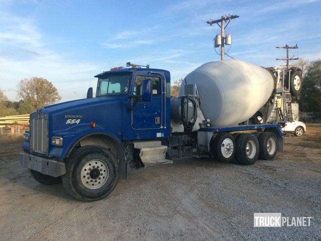 2001 Kenworth W900  Mixer Truck