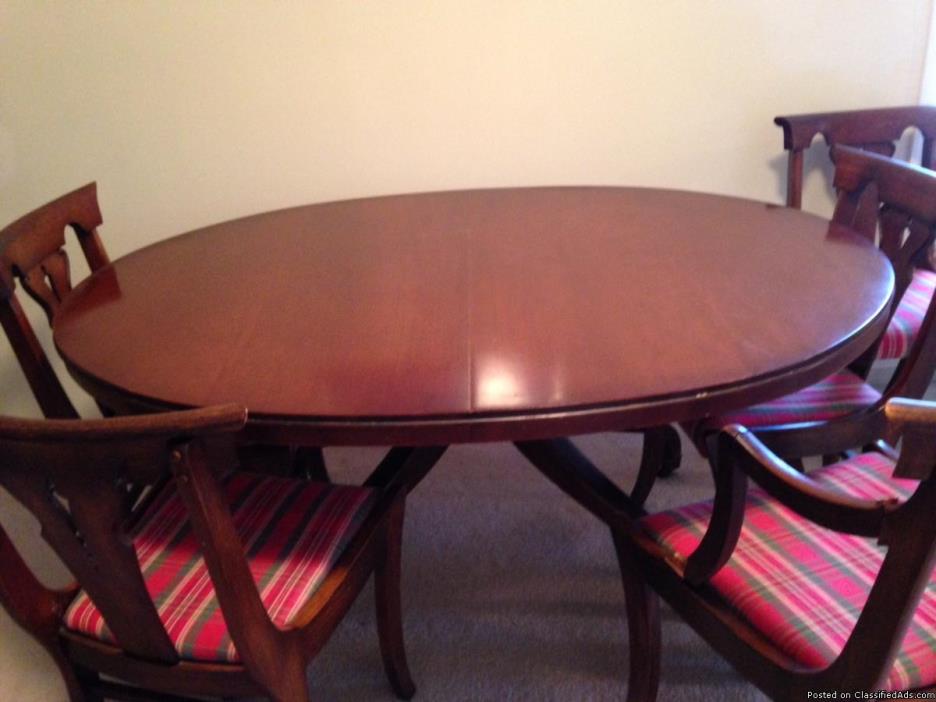 1961 Drexel Mahogany Dining table w/ chairs, 0