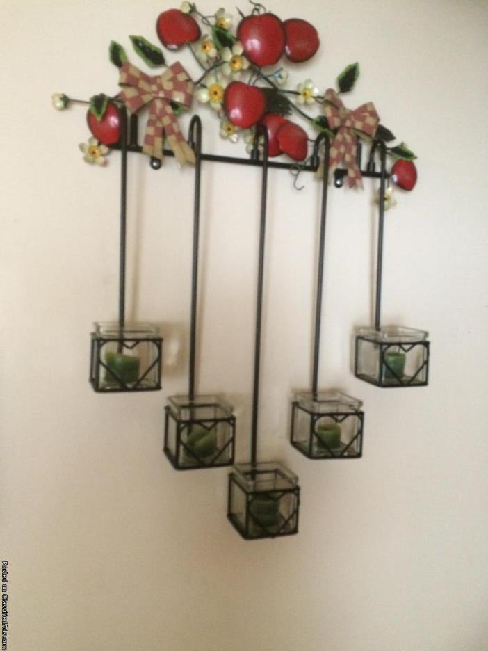 Apple 5 candle wall sconce, 0