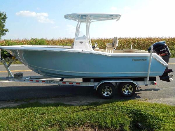 2017 Tidewater 230 LXF