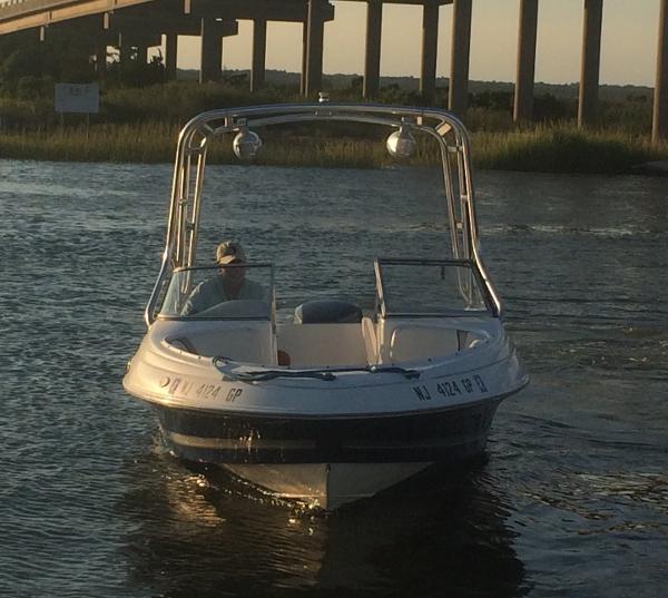 2000 Wellcraft 180 Sportsman