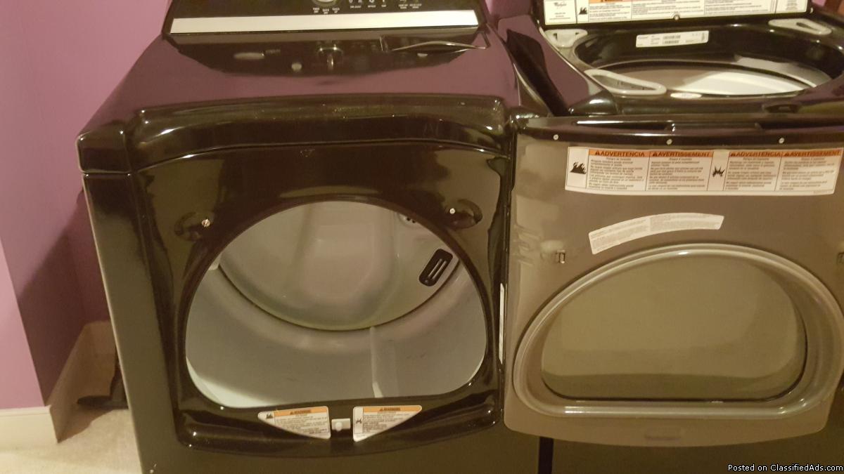 Whirlpool Cabrio Top Loading Washer/Dryer Set
