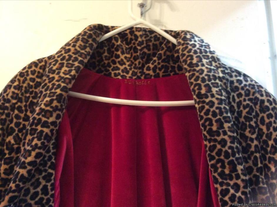 Leopard velvet coat, 1