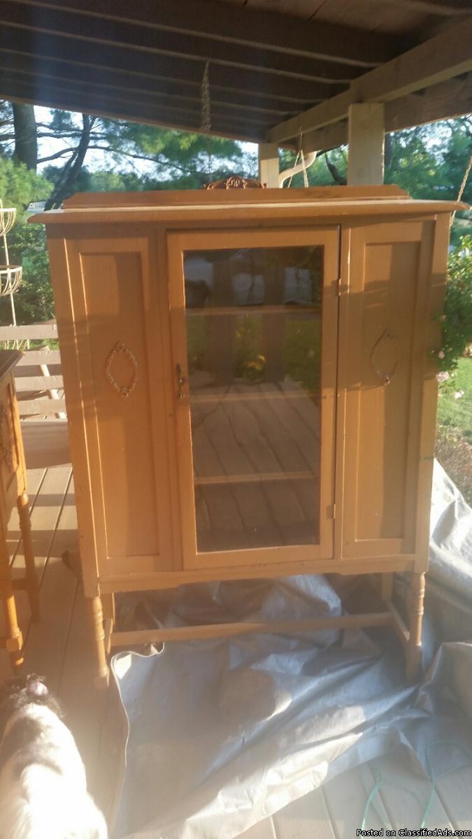 buffet,china cabinet and 6 chairs, 0