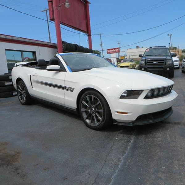 2011 Ford Mustang GT Premium 2dr Convertible