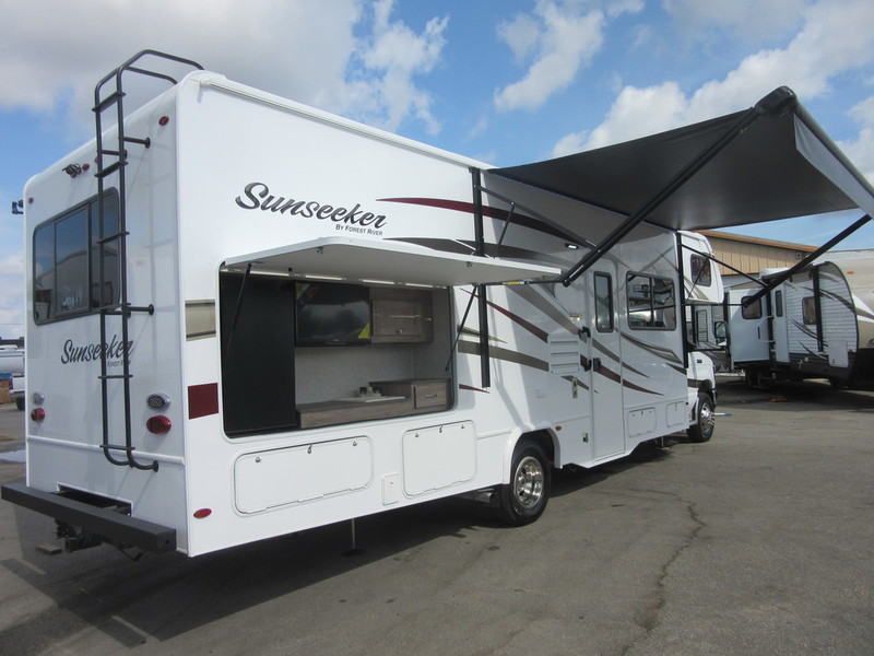 2017 Forest River Sunseeker Ford Chassis 2860DS
