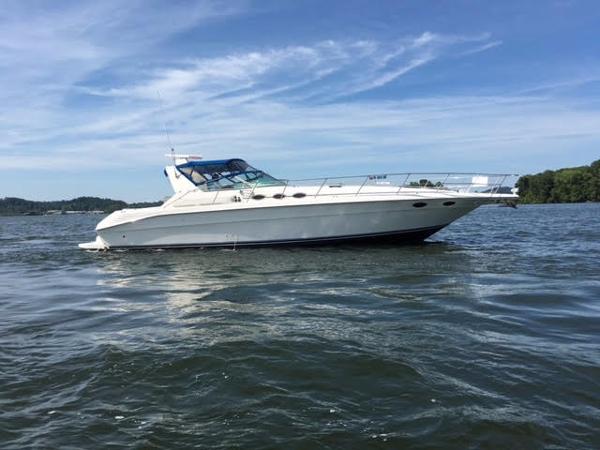 1995 Sea Ray 400 Express Cruiser