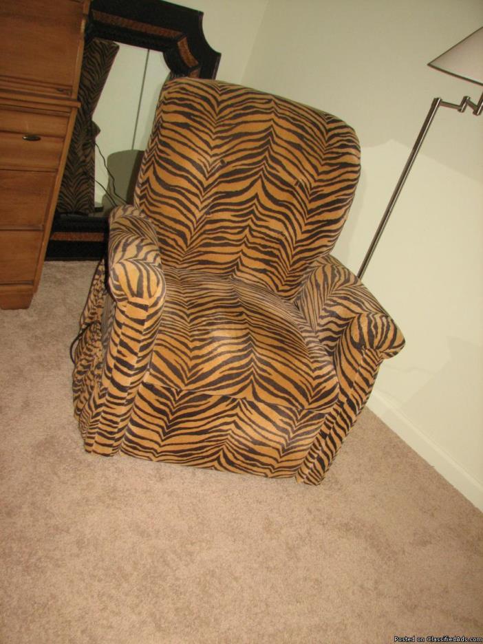 **ELECT. LIFT RECLINER