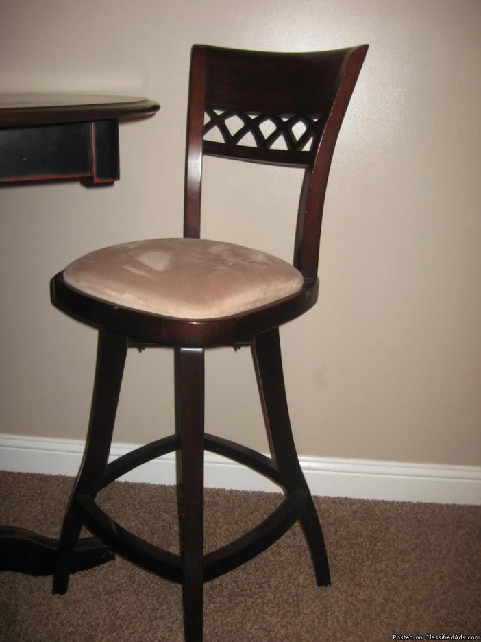 Pub table and chairs, 1