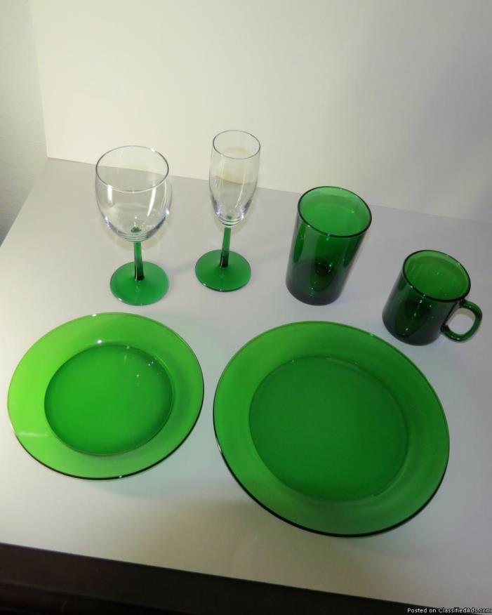 Emerald Green Glass Dish Set - 71 pieces, 1