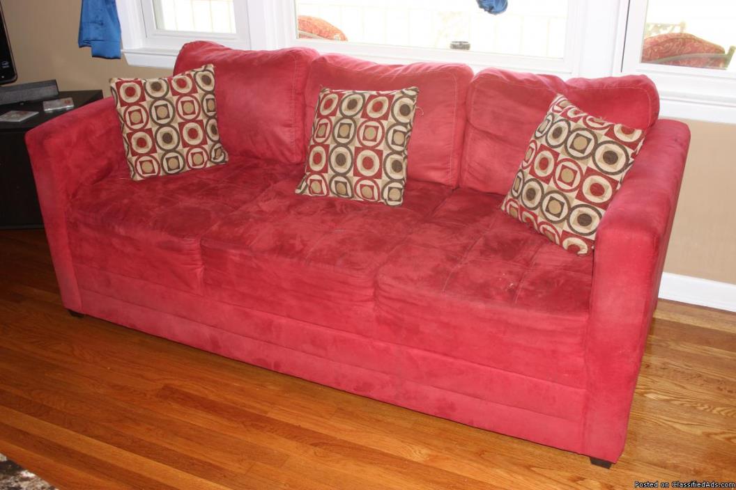 RED COUCH AND LOVESEAT SET, 0