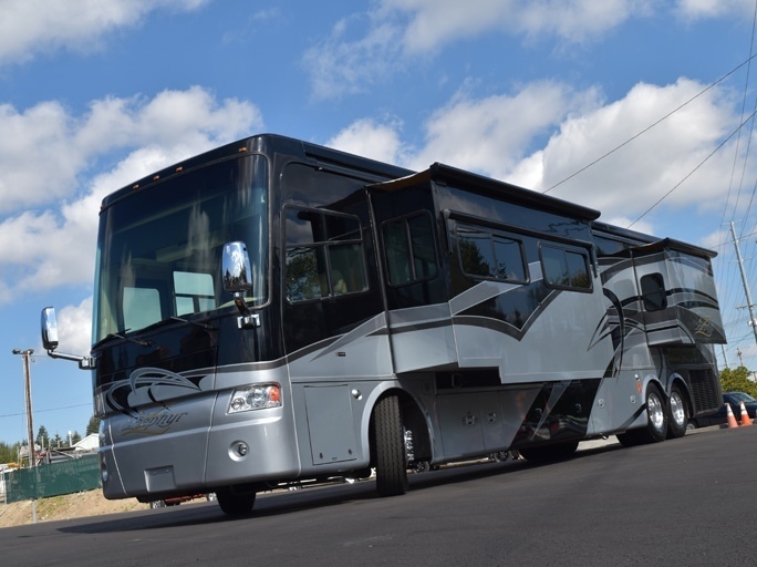 2008 Tiffin Motorhomes ZEPHYR 45QDZ