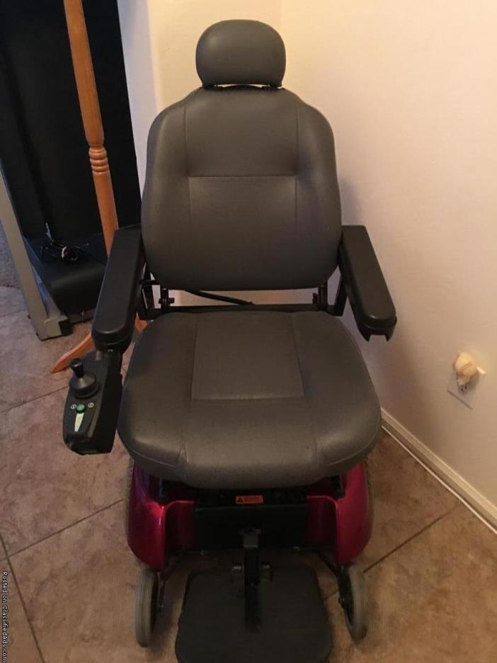Jazzy 1113 power chair