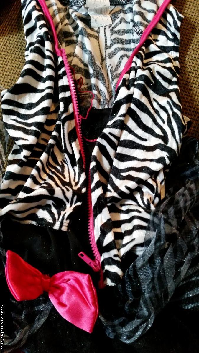 Girls zebra costume size 7/8, 0