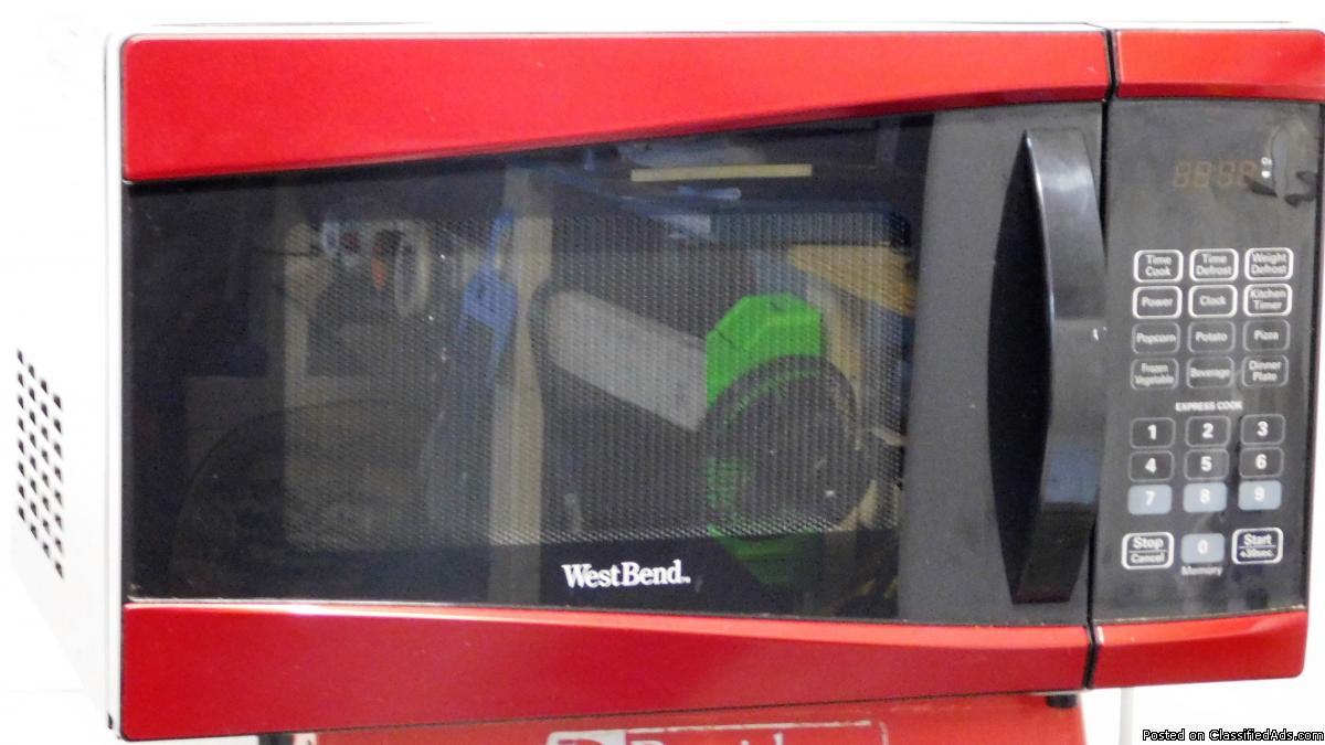 Westbend Microwave, 0