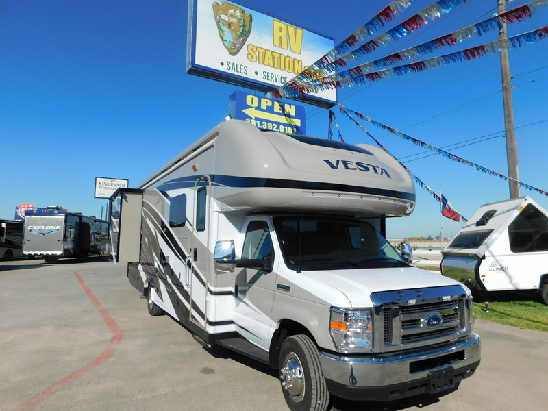 2017 Holiday Rambler Vesta 31U