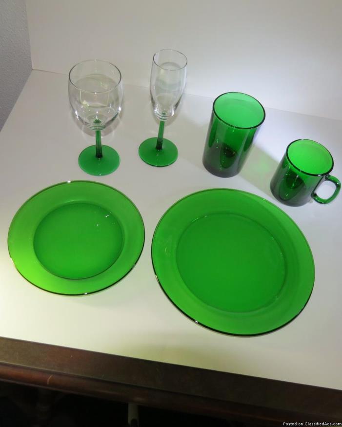 Emerald Green Glass Dish Set - 71 pieces